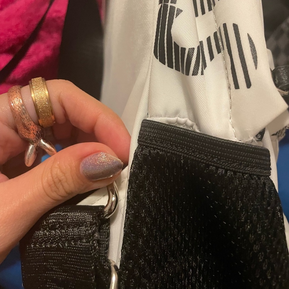 Steve Madden White Backpack - Picture 5 of 15